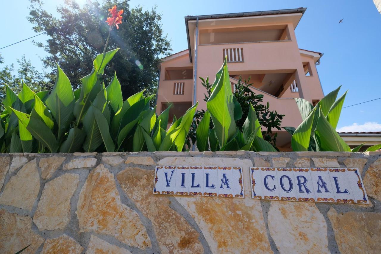 Apartments Coral, Klimno, Island Krk Luaran gambar