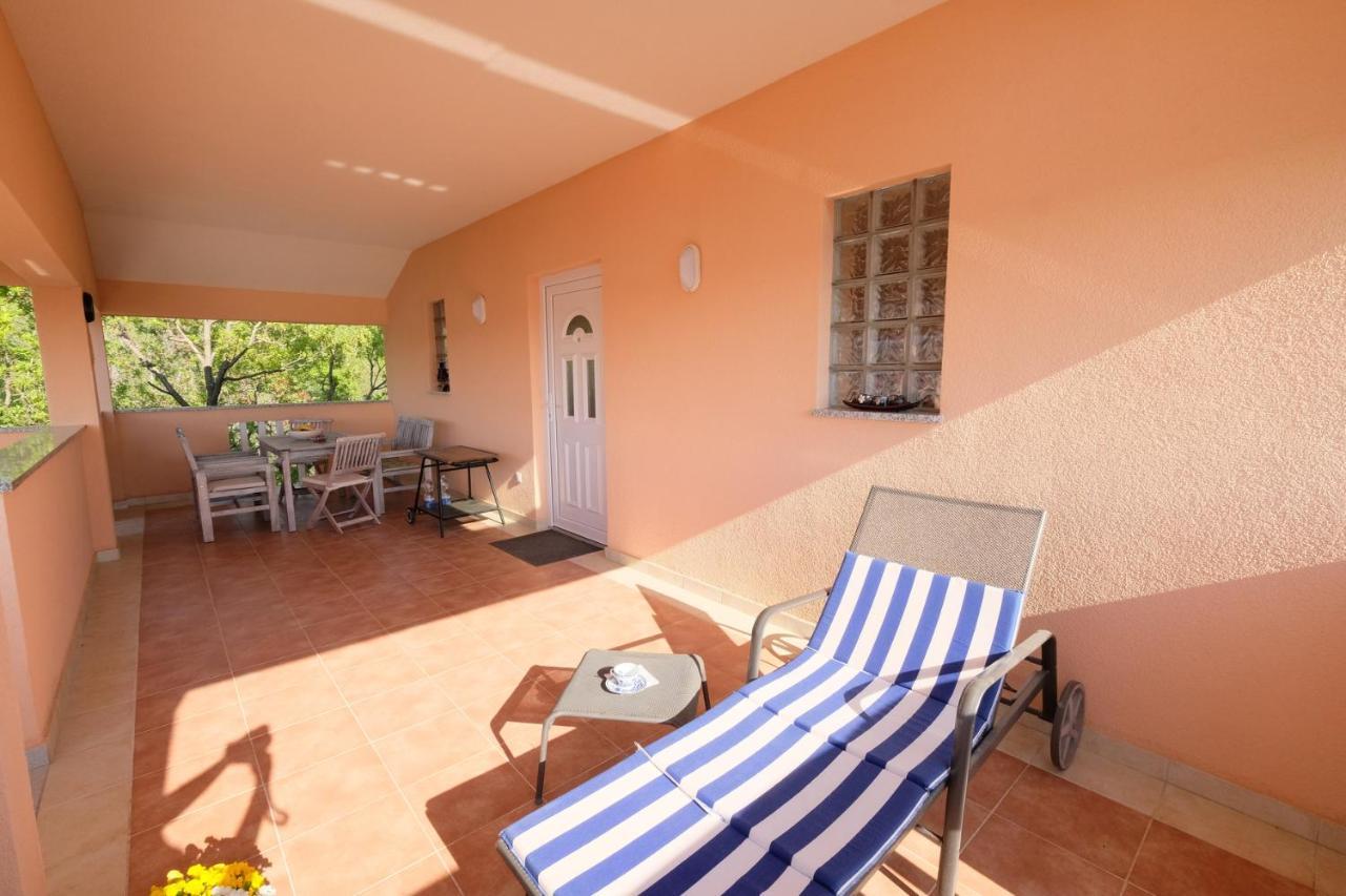 Apartments Coral, Klimno, Island Krk Luaran gambar