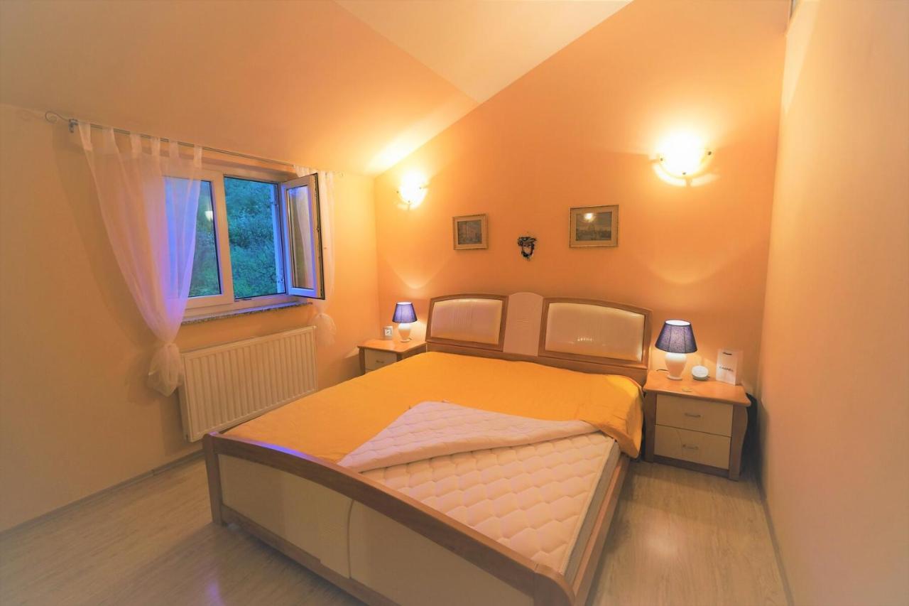 Apartments Coral, Klimno, Island Krk Luaran gambar