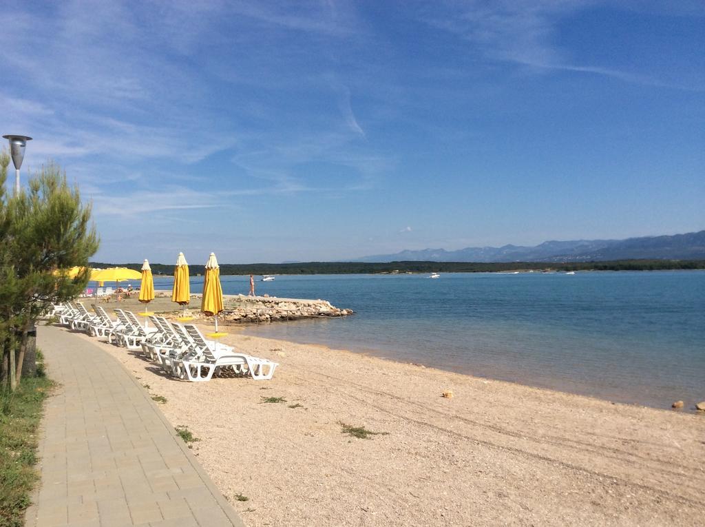 Apartments Coral, Klimno, Island Krk Luaran gambar