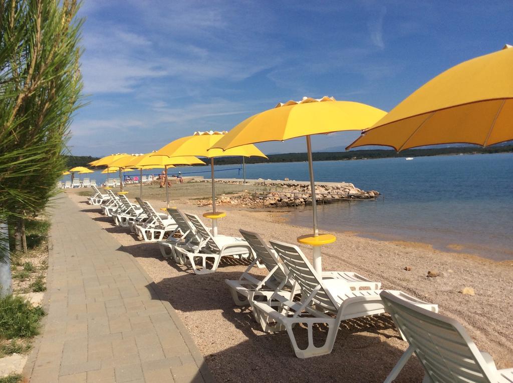 Apartments Coral, Klimno, Island Krk Luaran gambar